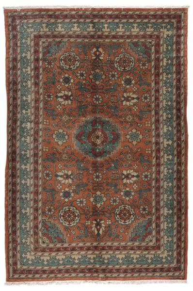 ANTIQUE SHIRVAN 132x195