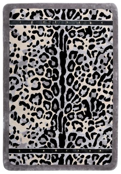 Leopard 002-A Tuft