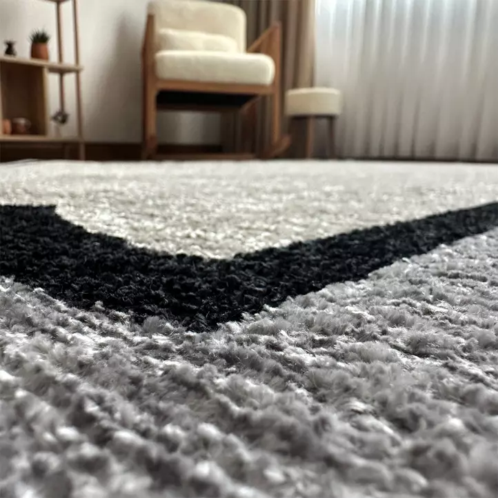 Untitled-2_0000_IMG_3941 2.webp